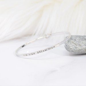 Aim High Dream High - Bracelet Bangle